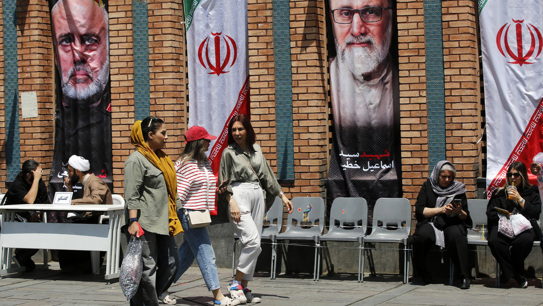 Trump: "La economía de Irán se está desplomando y su dinero no tiene valor"