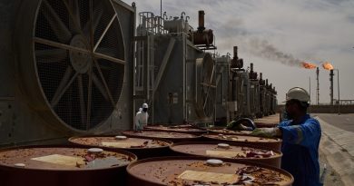 Diputado de Irán: Se vende más petróleo y los ingresos superan las estimaciones