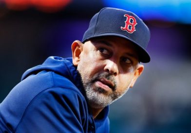 Alex Cora - MLB