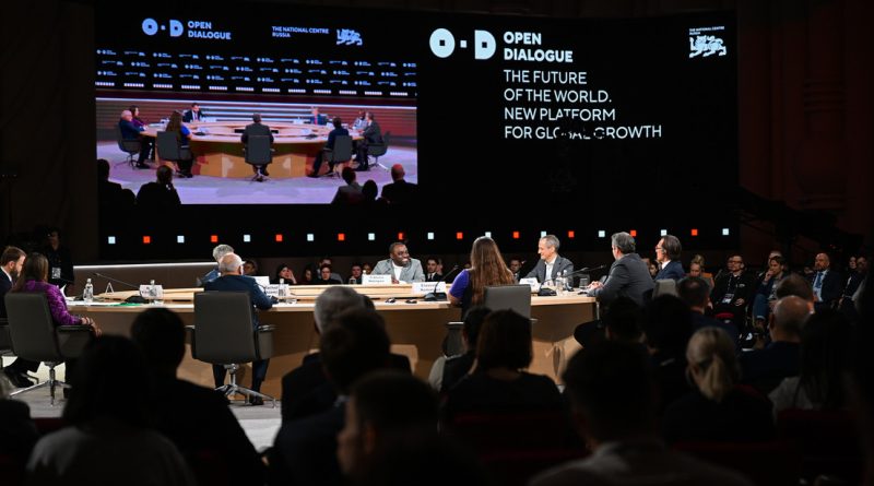 "Oportunidad estratégica": Moscú se prepara para el concurso internacional de ensayos Diálogo Abierto