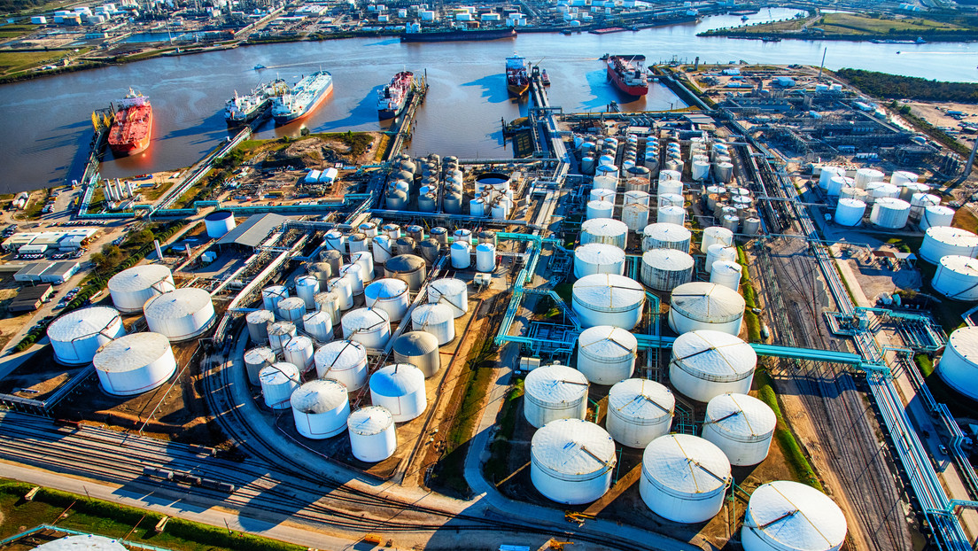 La sombra geopolítica golpea el petróleo: árbitro clave de industria teme entrar en 'zona roja' en verano