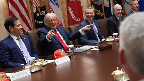 Trump habla de hacer "volar" un país de Oriente Medio