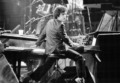 Billy Joel arremete contra su película biográfica no autorizada