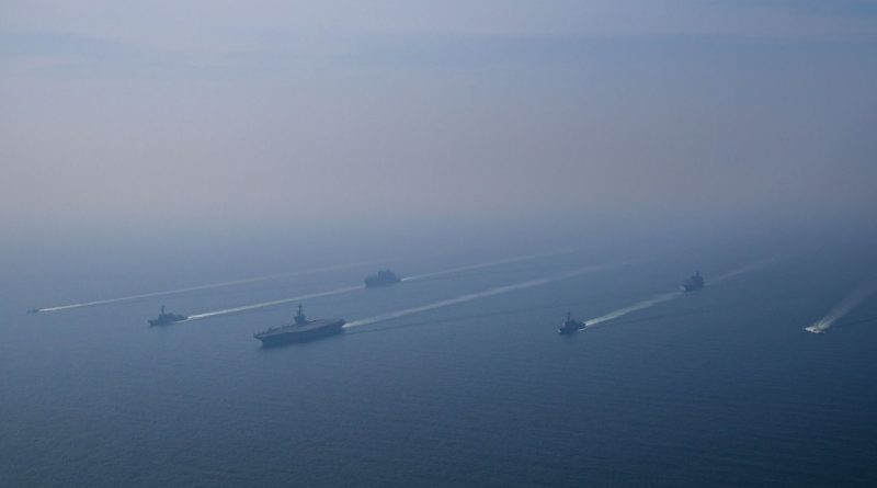 "Cementerio para sus buques": El fúnebre consejo de Irán a la Armada de EE.UU.