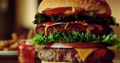 Día de la Hamburguesa desata "guerra de promociones" en los restaurantes