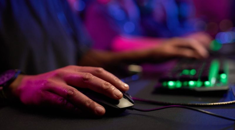 Diputado brasileño reta a opositor a jugar una partida de videojuego apostando su escaño