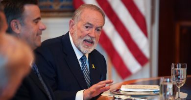 Embajador de EE.UU. en Israel explota contra Tucker Carlson