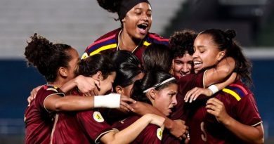 Vinotinto Femenina Sub-17