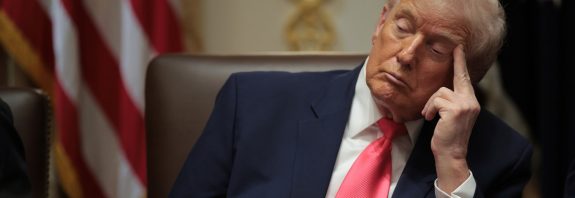 La mayor decisión que pesa sobre Trump a su regreso de China