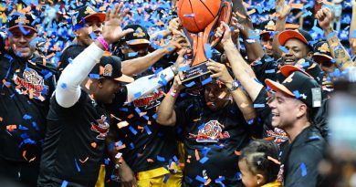 Los campeones de Gaiteros junto a Jagi Caps tuvieron jornada memorable de autógrafos