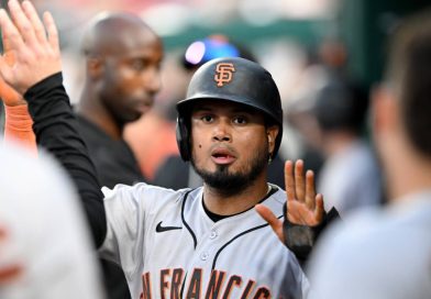 Luis Arráez llega a 100 juegos multi-hits en tiempo récord
