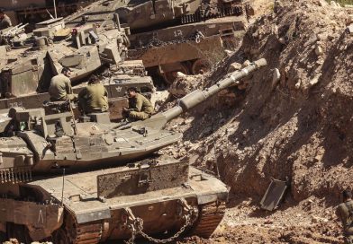 Militares israelíes vuelan una estación de bombeo de agua en el sur del Líbano
