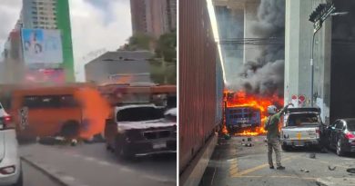 Un tren arrolla e incendia un autobús en pleno centro de Bangkok (VIDEOS)