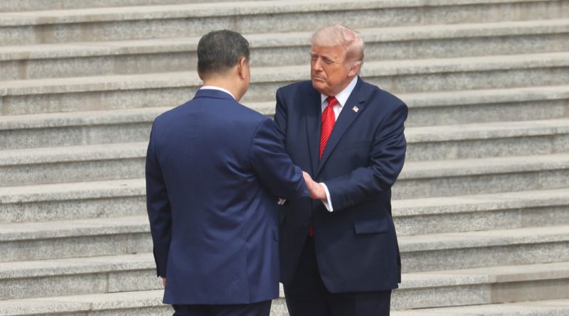 VIDEO: Primer apretón de manos de Trump y Xi Jinping