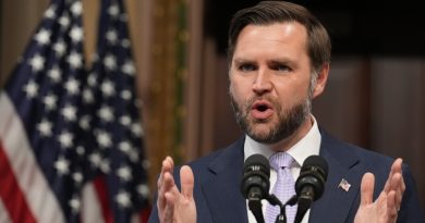 Vance: Dinero de programas de ayuda de EE.UU. podría haber terminado en manos de terroristas