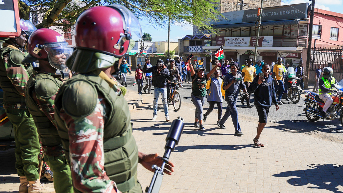 Protesta en un país africano contra el plan de EE.UU. de enviar allí a personas expuestas al ébola