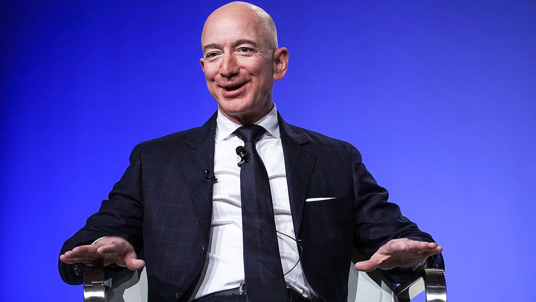 Bezos lanza una visión inesperada sobre el futuro de los humanos y la IA