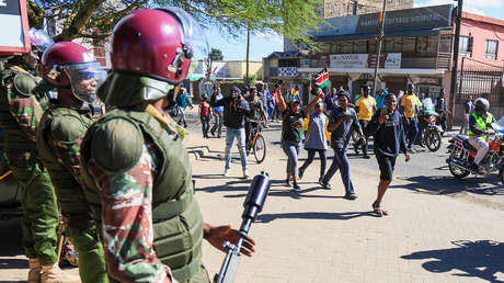 Protesta en un país africano contra el plan de EE.UU. de enviar allí a personas expuestas al ébola