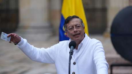 Petro denuncia sectores involucrados en ola de noticias falsas antes de la elección presidencial