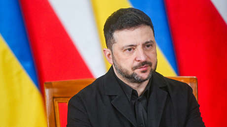 Primer ministro polaco califica positivamente la ausencia de Zelenski en una conferencia clave