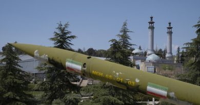 Canciller iraní: EE.UU. debe aceptar la realidad de "una República Islámica poderosa"