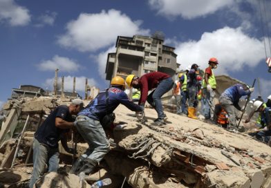 Delcy Rodríguez promete construir viviendas rápidamente para afectados por los terremotos