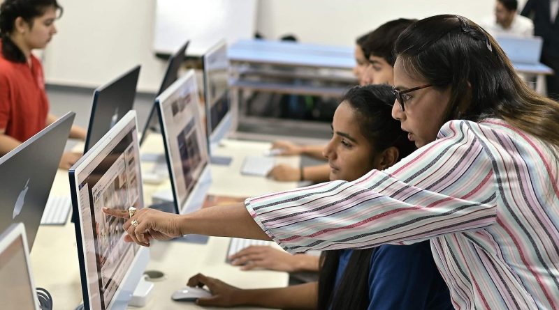 ESET visitó Universidades en Caracas, advierte déficit y oportunidades para informáticos