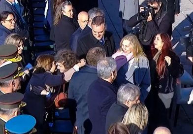 El incómodo 'encuentro' de Milei con su vicepresidenta (VIDEO)