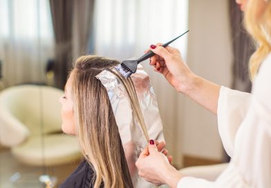 Hallan sustancias tóxicas en más de 20 populares tintes de cabello domésticos