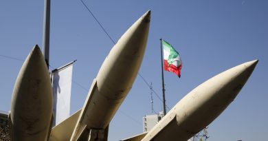 Irán asesta golpes contra la sede de la Quinta Flota de EE.UU.