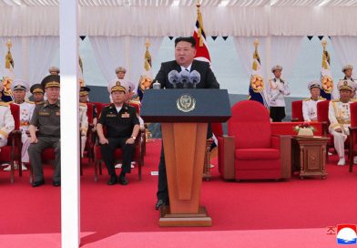 Kim Jong-un: La Armada de la RPDC contará con armas nucleares