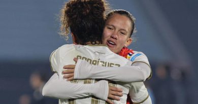 Vinotinto Femenina