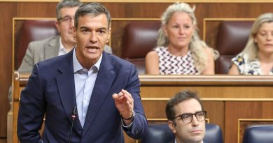 La oposición acusa a Sánchez de "amordazar" el Congreso y él responde que agotará la legislatura