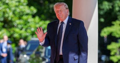 "Lo han tocado como a un violín": Exasesor de Trump cuestiona el acuerdo con Irán
