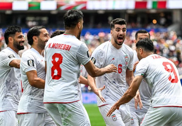 Presidente de la FIFA resalta la muestra de "resiliencia y pasión" de la selección de Irán