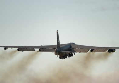 Un bombardero estratégico estadounidense se estrella poco después del despegue de una base militar (FOTO, VIDEO)