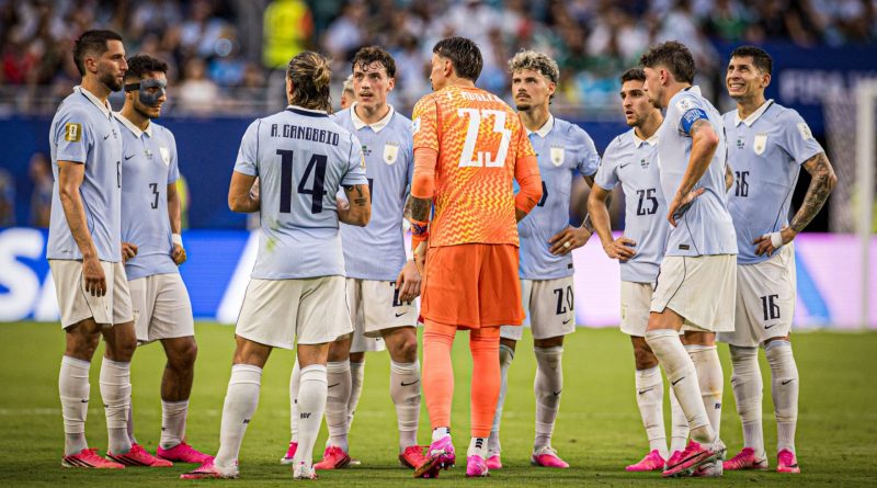 Uruguay rescata un amargo empate ante Arabia Saudí