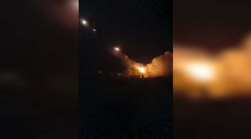 VIDEO: El 'Granizo' ruso destruye un bastión de las fuerzas ucranianas
