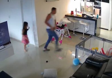VIDEO: Padre e hija se salvan con apenas 10 segundos de anticipación tras recibir alerta sísmica en teléfono