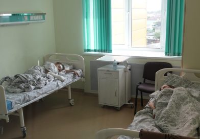 "¿Es la respuesta al llamado a la paz?": Politólogo sobre el ataque de Kiev a un autobús con niños de Bielorrusia