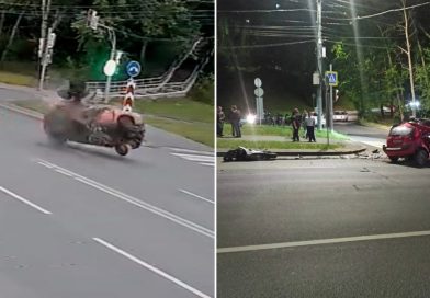 BRUTAL choque: un coche vuelca tras ser embestido por una moto (VIDEO)