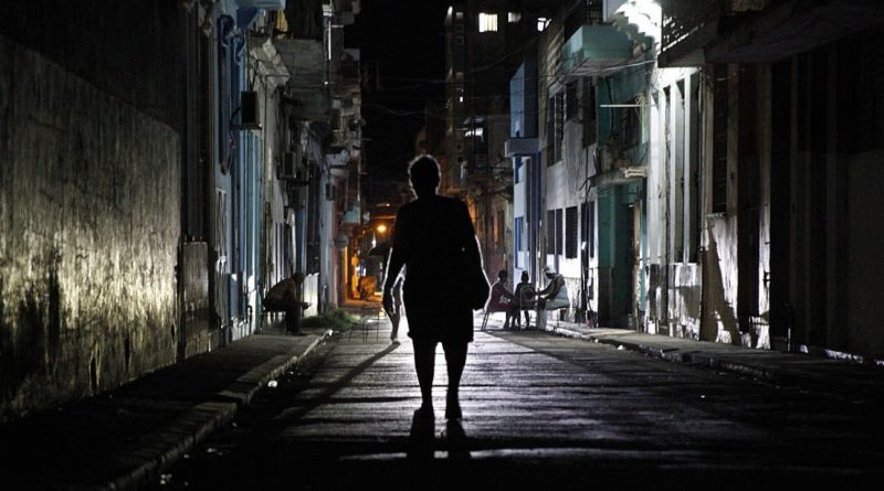 Cuba sufre un apagón eléctrico total