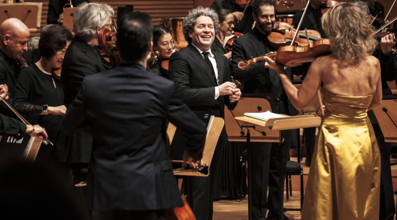 Dudamel será parte del espectáculo de la final del Mundial