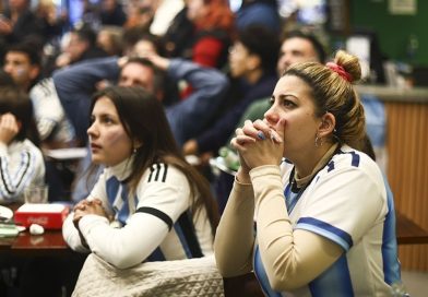 Empresa deja salir antes a empleados para ver el Argentina-Egipto y los despide durante el partido