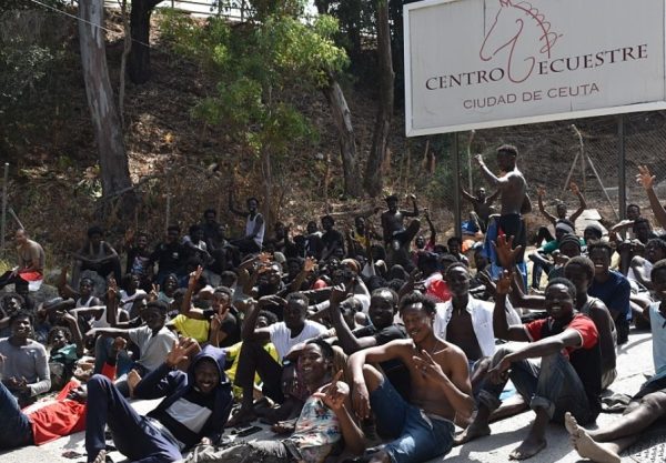 Italia estudia la suspensión de área de Schengen con España ante la ola de migrantes en Ceuta