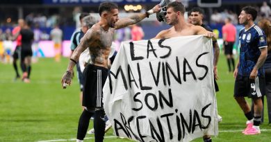 La FIFA investiga a Argentina por la bandera de Malvinas: estas son las posibles sanciones