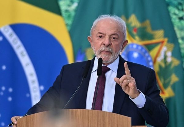 Lula confiesa que el K-pop y el cine coreano han "enamorado" a los brasileños
