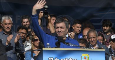 Polémica en Argentina tras explosivo comentario del hijo de los Kirchner contra 'el Dibu' Martínez