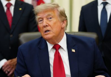 "Que se preparen": Trump promete destruir una instalación nuclear iraní clave