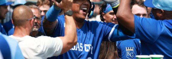 Salvador Pérez destronó a Brett y se alzó como nuevo rey del jonrón en Kansas